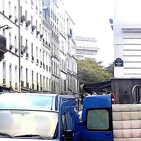 Confort Proche Arc De Triomphe Parigi